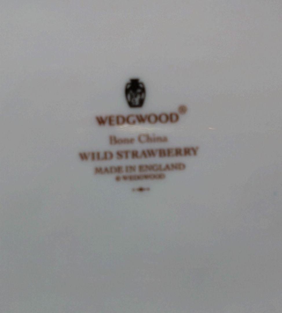 WEDGWOOD Wild Strawberry プレート 皿 値下げ — image 4