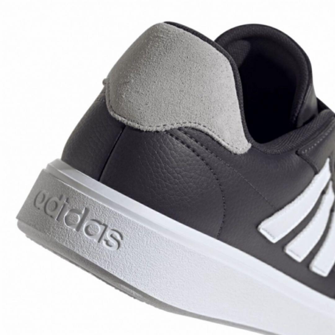 新品未使用　アディダス コートブロック スニーカー ブラック adidas — image 4