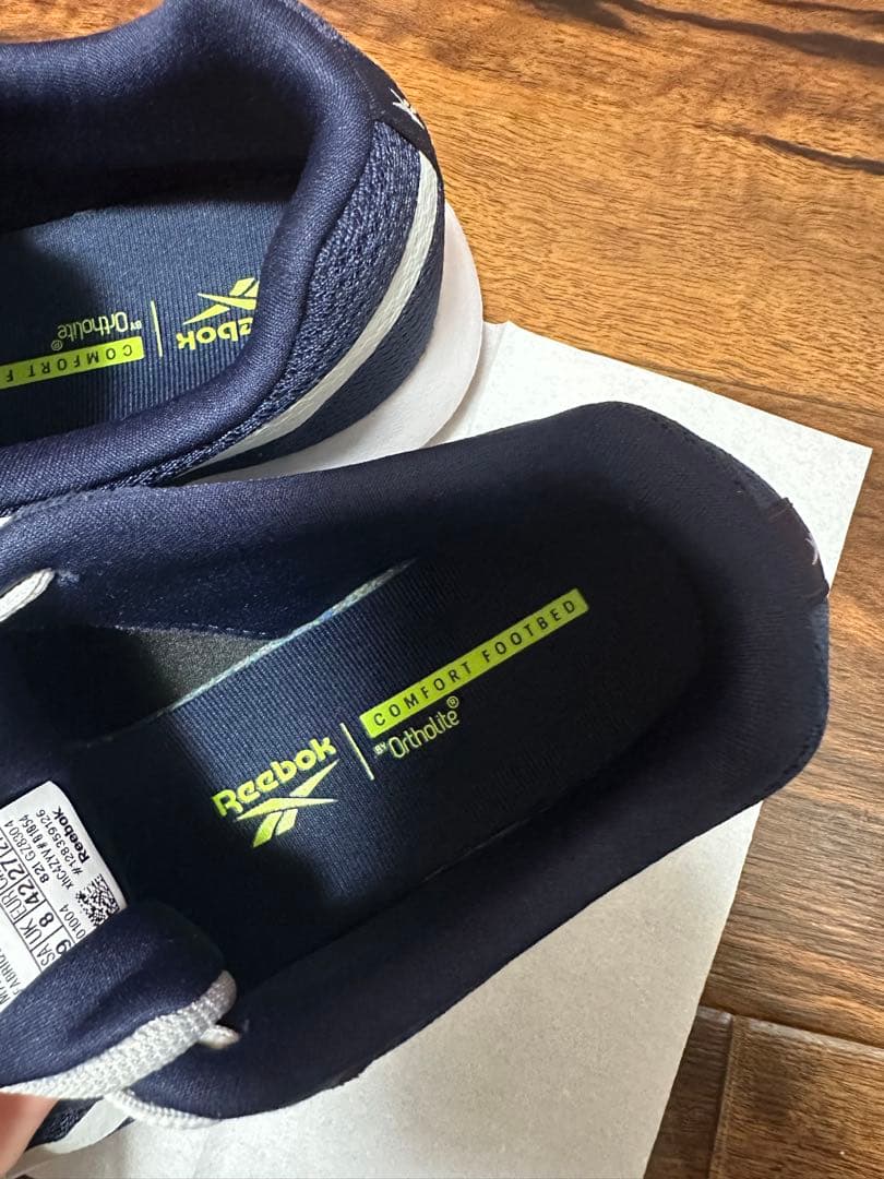 reebok スニーカー　紺色　27cm — image 3