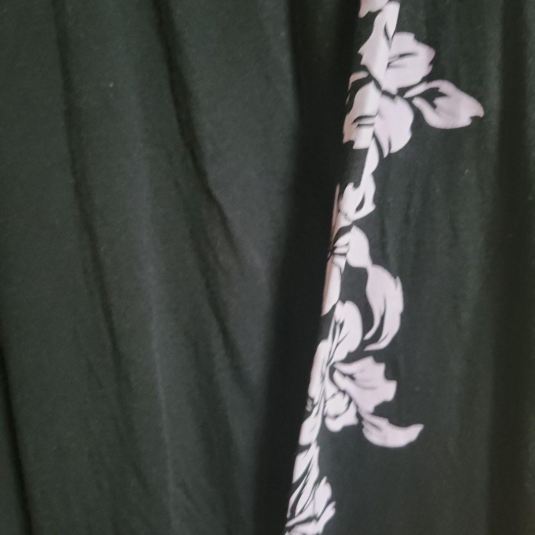 ✿PIKO 長袖Tシャツ ブラック ハイビスカス柄 — image 4