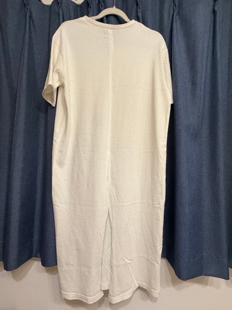 Bob ブージュルード 白 Tシャツ スリット ワンピース Mサイズ — image 3