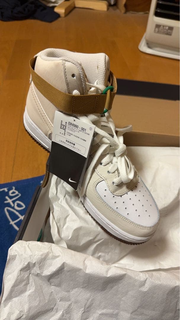 Nike Air Force 1 High '07 LV8 EMB — image 2