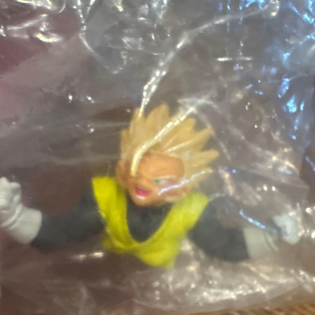 ドラゴンボール 超サイヤ人 孫悟飯 フィギュア 未組立ドラゴンボールZ 台座付き — image 3