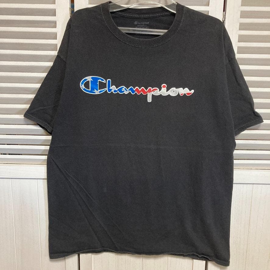 FEKN ブランド Tシャツ 黒 チャンピオン Champion ロゴ 星条旗 — image 2