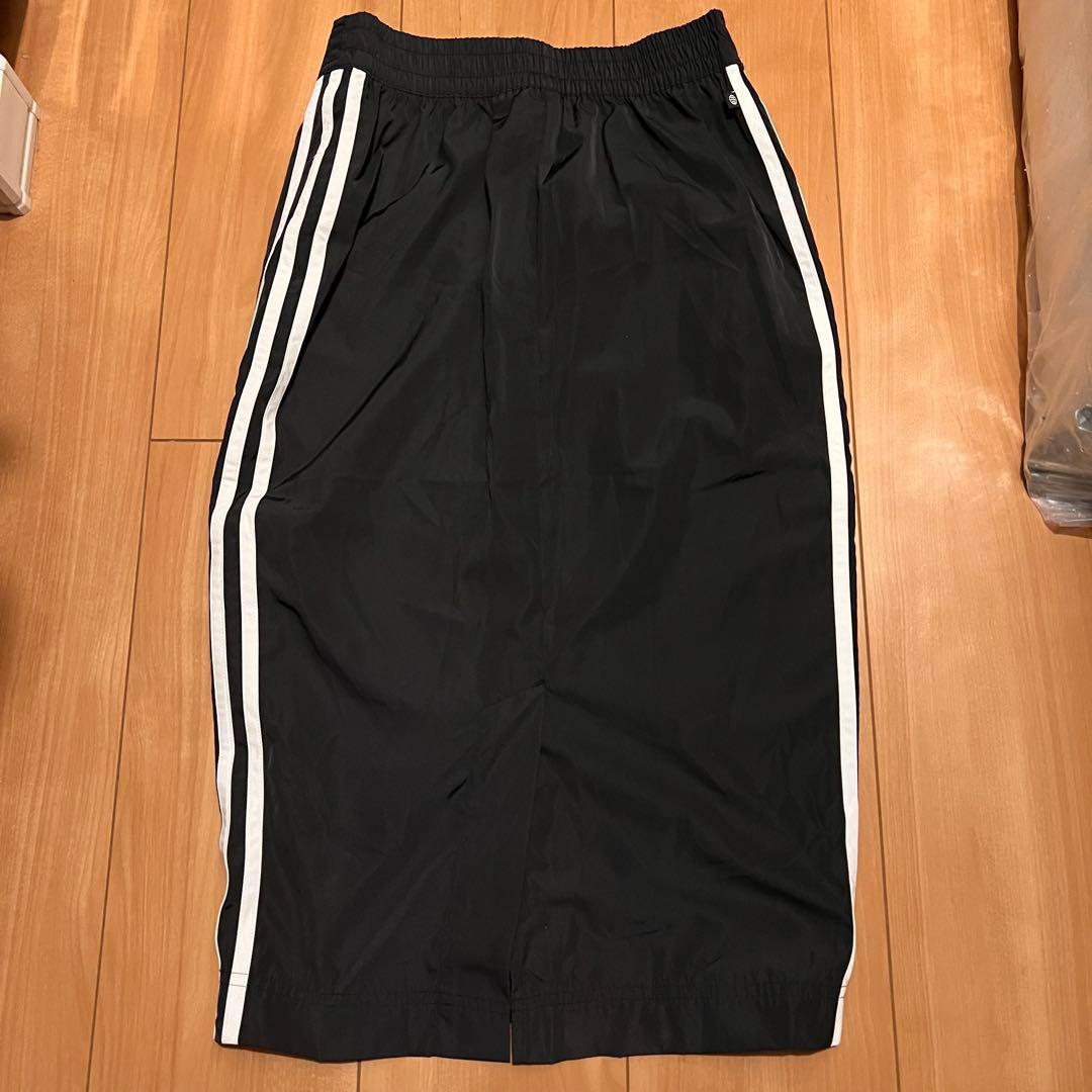 【未使用】adidas Originals ナイロンスカート ブラック　Sサイズ — image 2