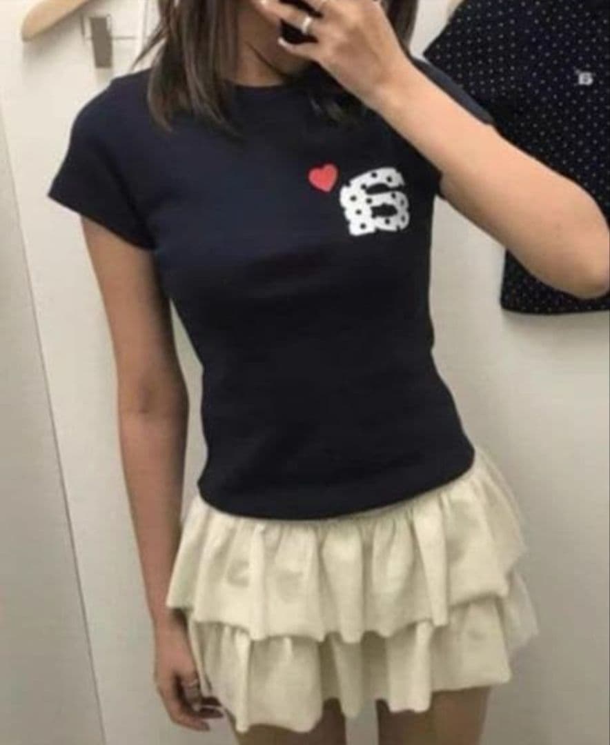 aeae Tシャツ ネイビー トップス カットソー 韓国 ロゴ ハート — image 2