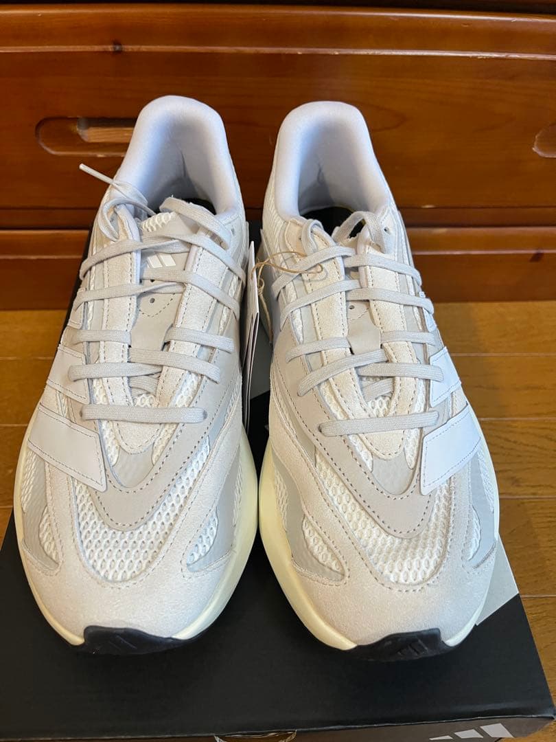 新品 adidas lightblaze u crey white 28cm — image 2