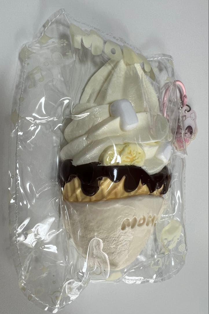 MoMo モモ　チョコバナナ　アイス　ソフトクリーム　スクイーズ — image 5