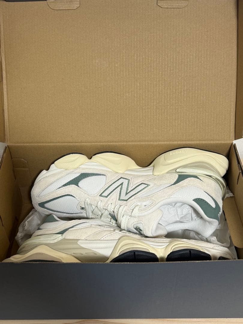 New Balance 9060 スニーカー ホワイト グリーン — image 4