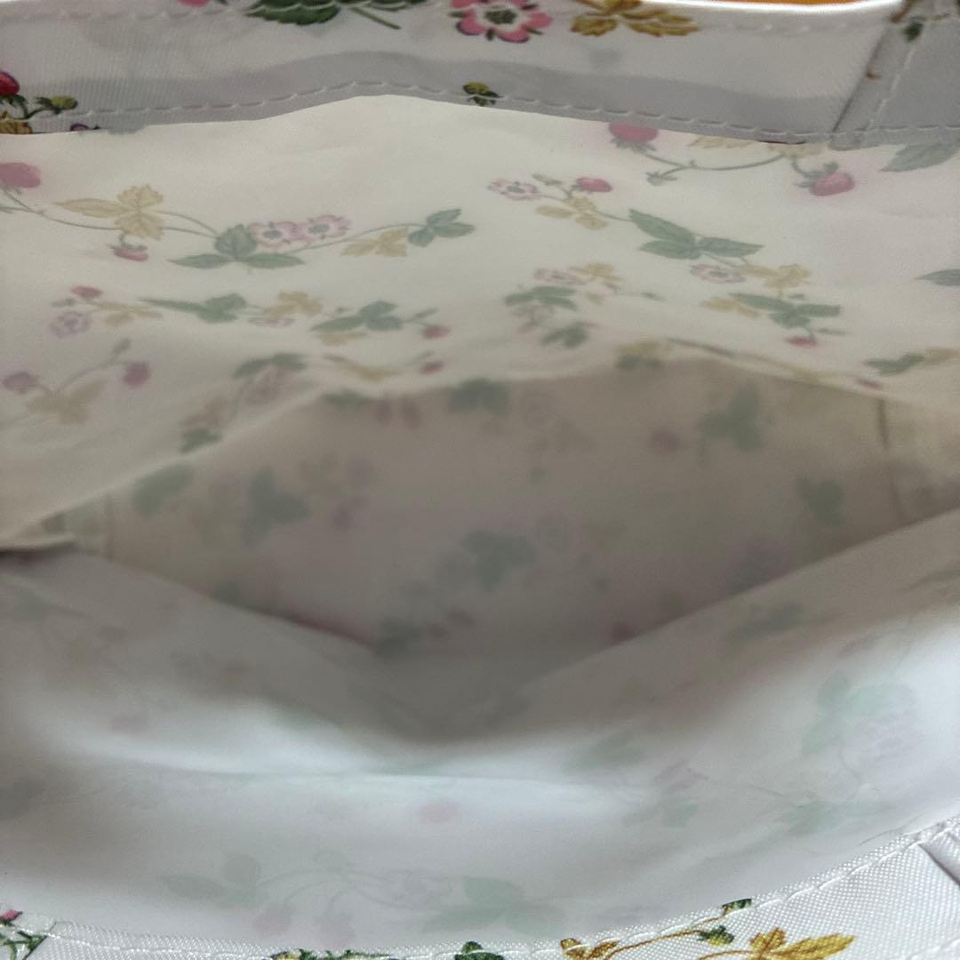 新品　WEDG WOODウェッジウッド オリジナルトートバッグ いちご柄 — image 5
