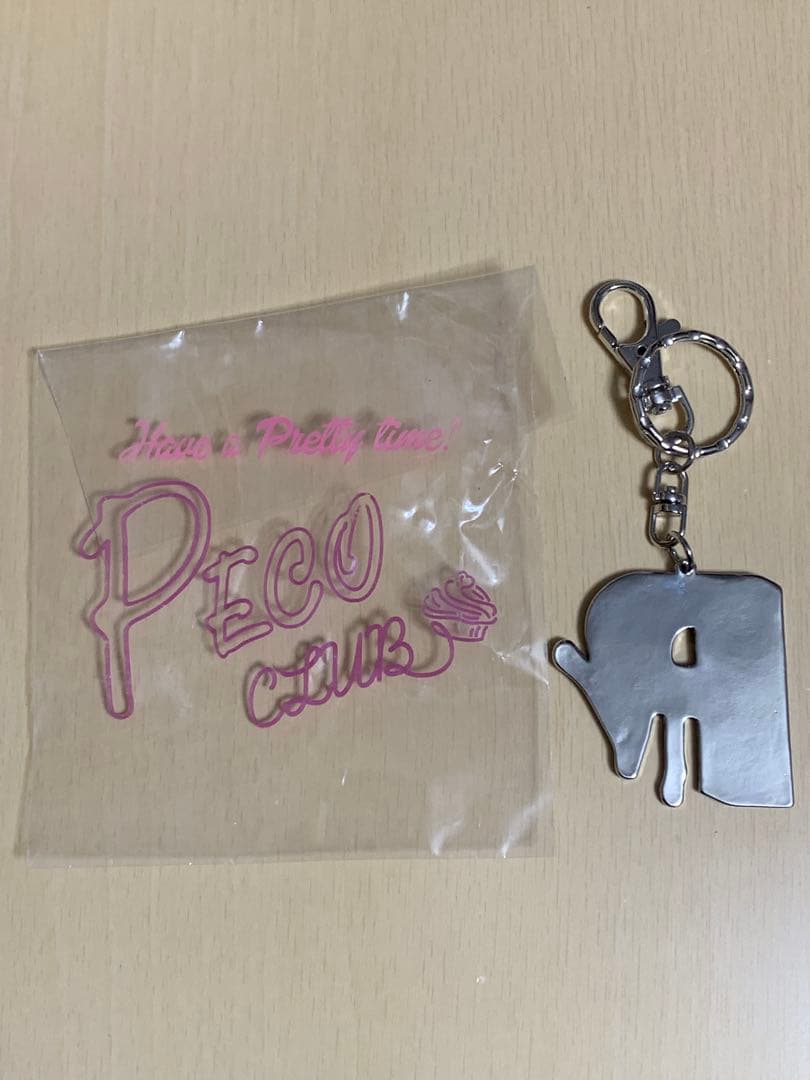 PECO CLUB キーホルダー — image 2