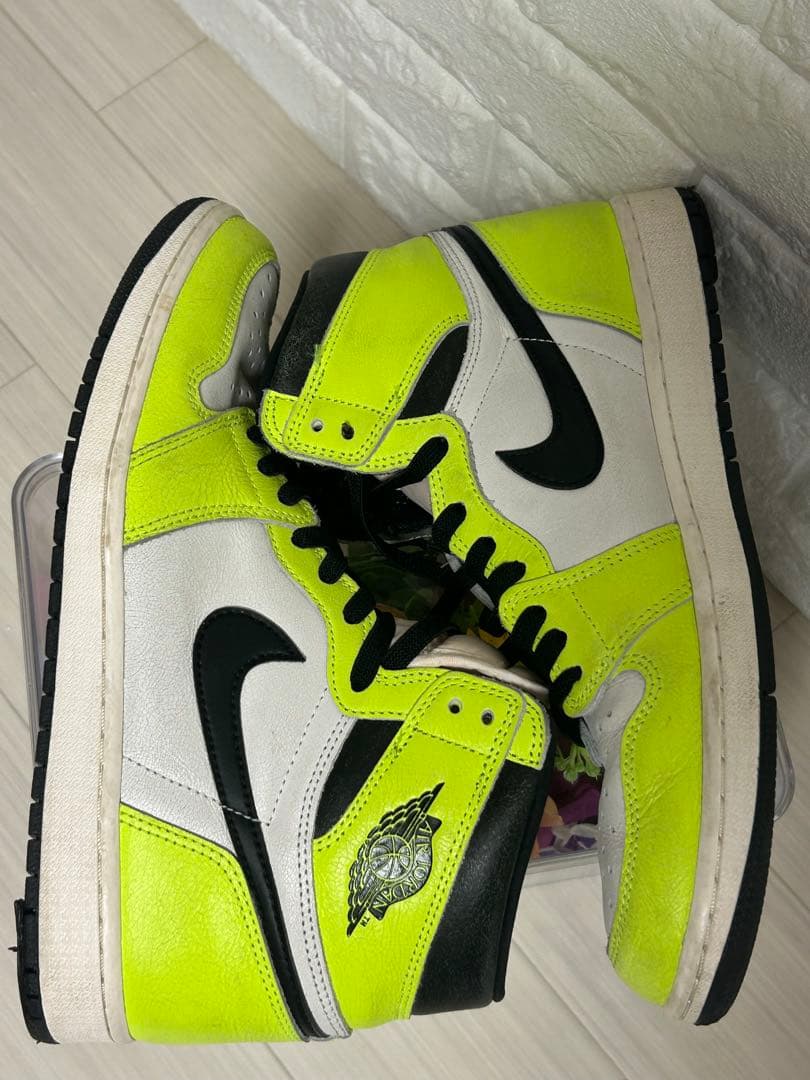 NIKE AIR JORDAN 1 HIGH OG VOLT 29cm — image 5