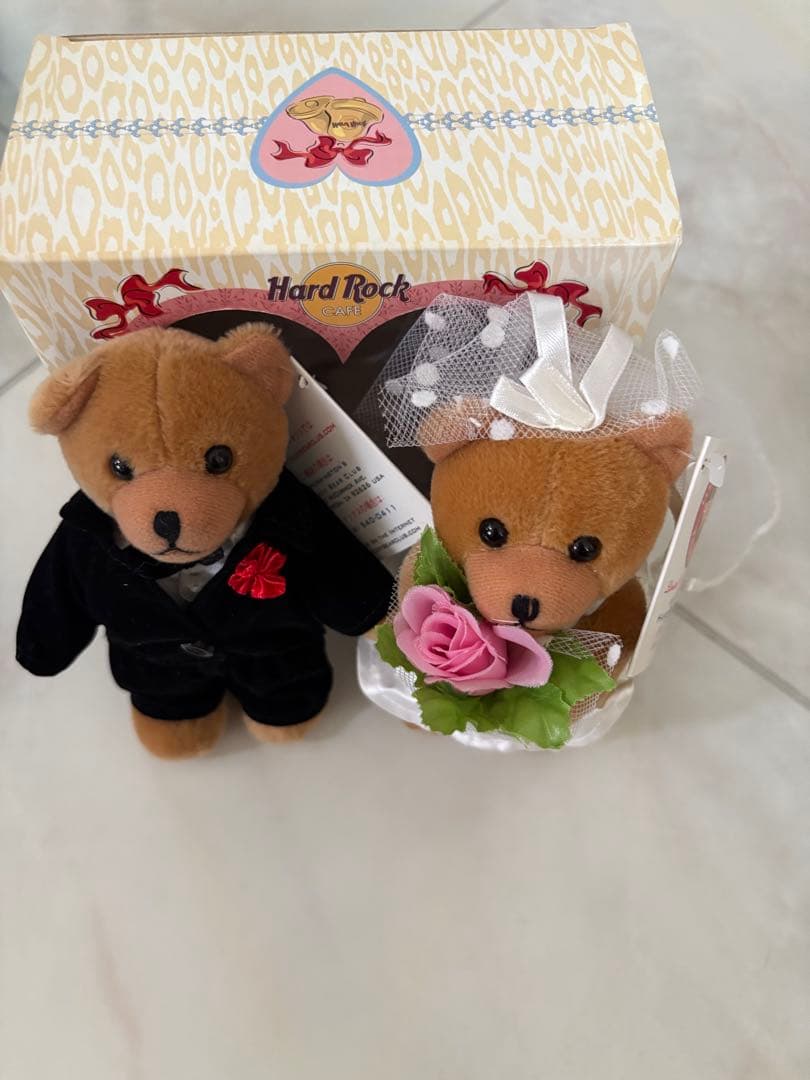 Hard Rock Cafe ハードロックカフェ ウェディングベア 新郎新婦 — image 2