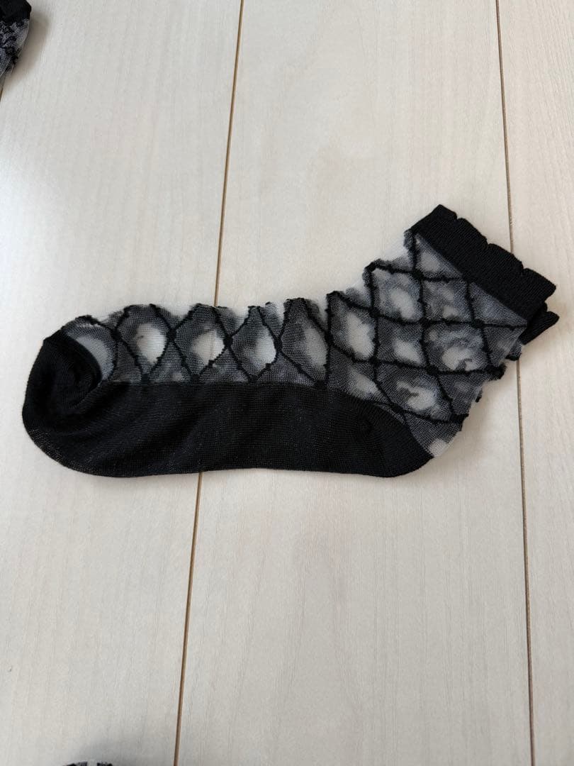 <レディース> シースルーソックス 5足セット　ブラック　レース　新品　① — image 2