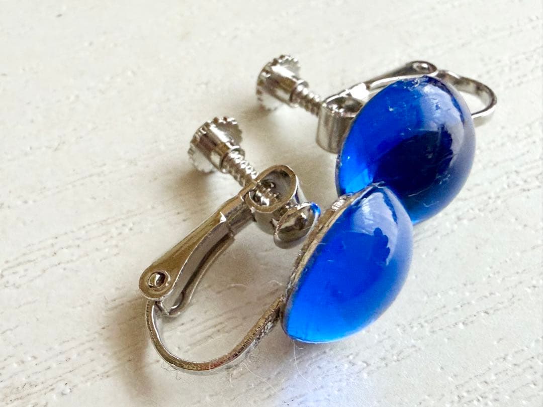 年代物 当時物 未使用 ブルー 青 透明感のあるBLUEvintageイヤリング — image 5