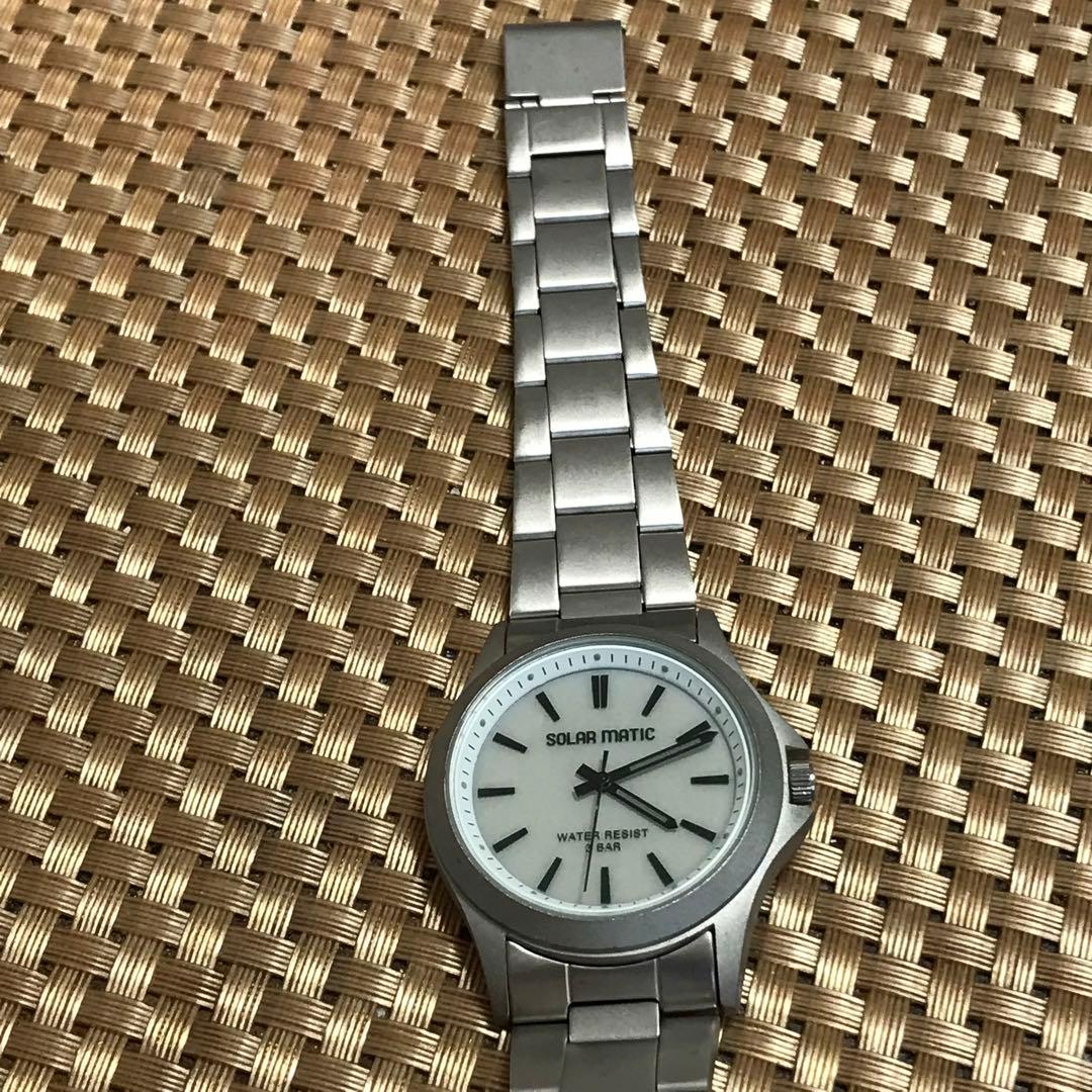SOLAR MATIC 防水ソーラー メンズ腕時計 — image 3