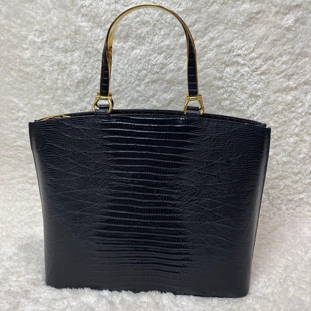 【美品】WAKO ハンドバッグ レザー クロコ型押し ゴールド金具 自立 黒 — image 2