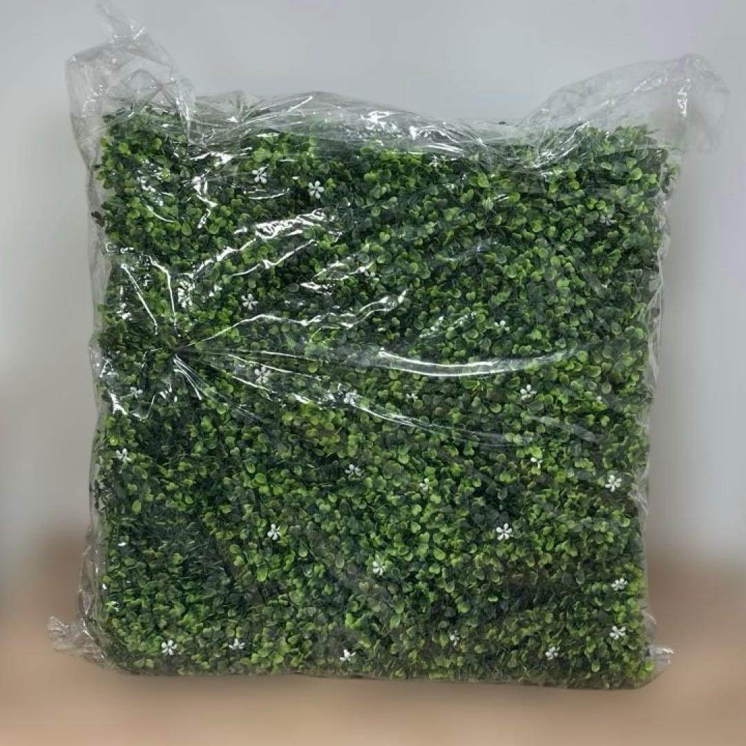 (新品) ボタニカル グリーン ジョイントフェンス50x50cm 4枚入り — image 3