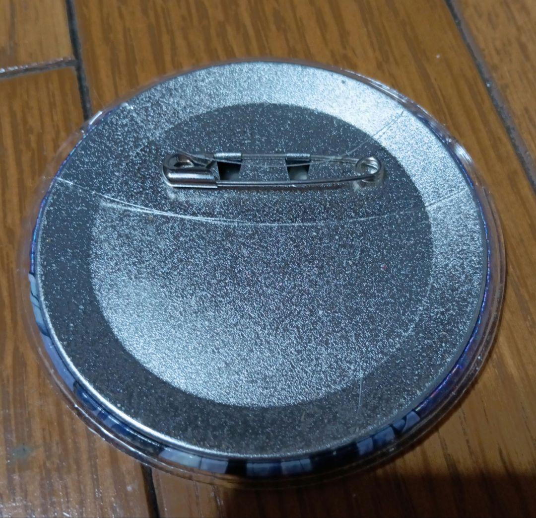ツイステ アズール 缶バッジ ホログラム — image 3
