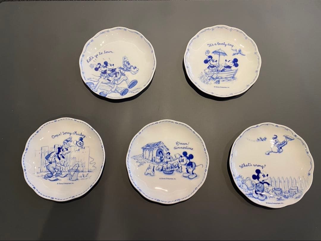 Disney お皿5枚セット — image 2