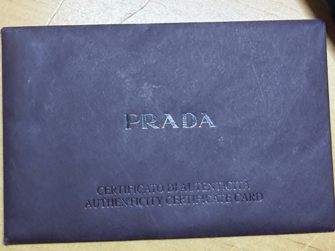 PRADA キーケース ブラック サフィアーノレザー — image 4