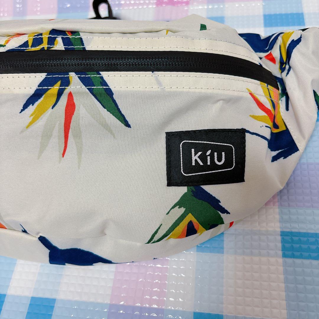 Kiu ボディバッグ ウエストポーチ ボタニカル柄　新品 — image 2