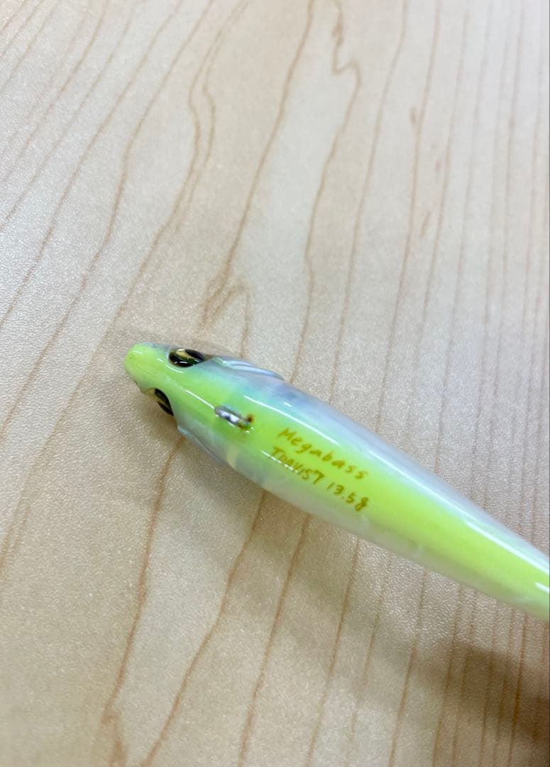 【極美品】Megabass メガバス トラビス7 ハッピーレモン — image 3