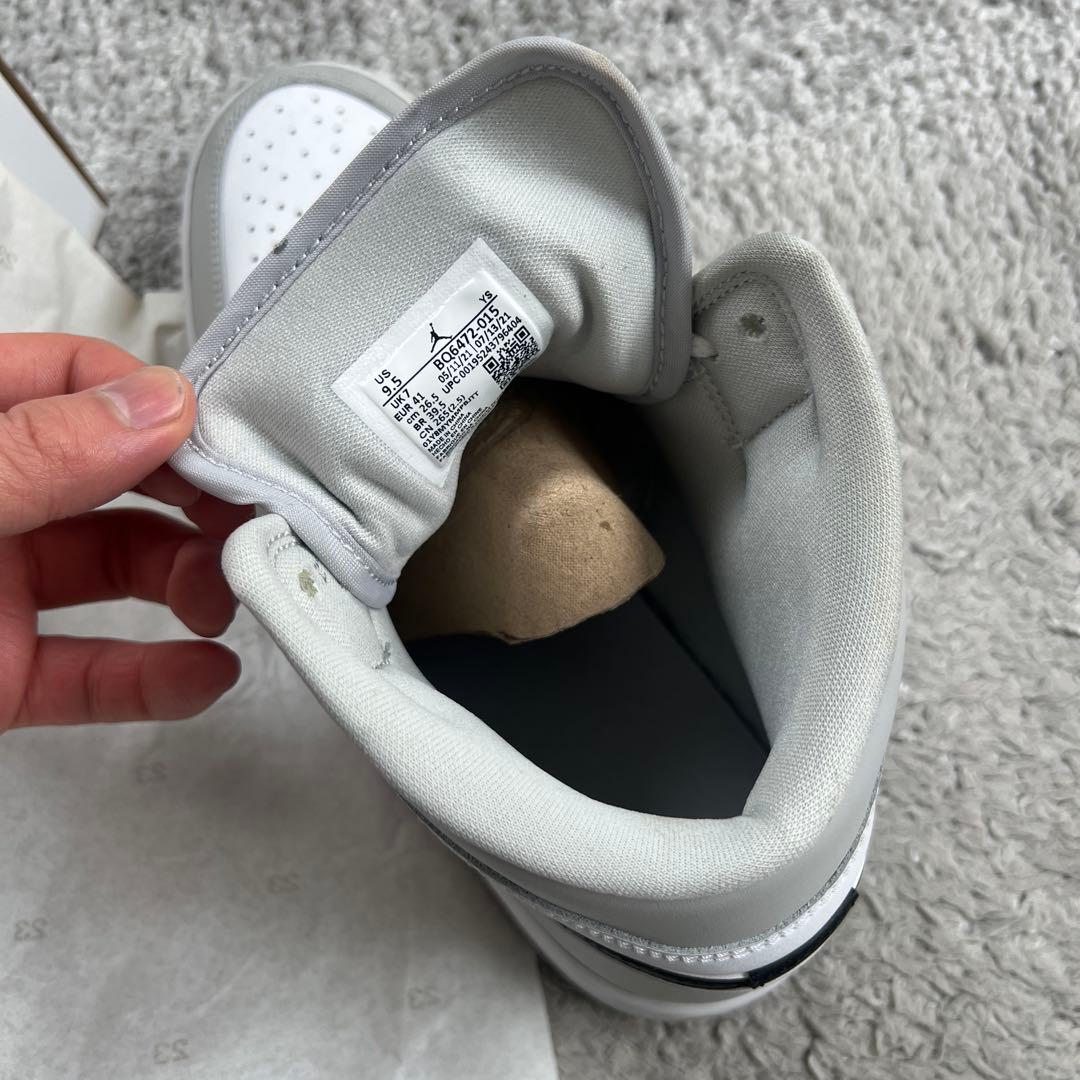 Nike Air Jordan 1 Mid Grey White — image 5