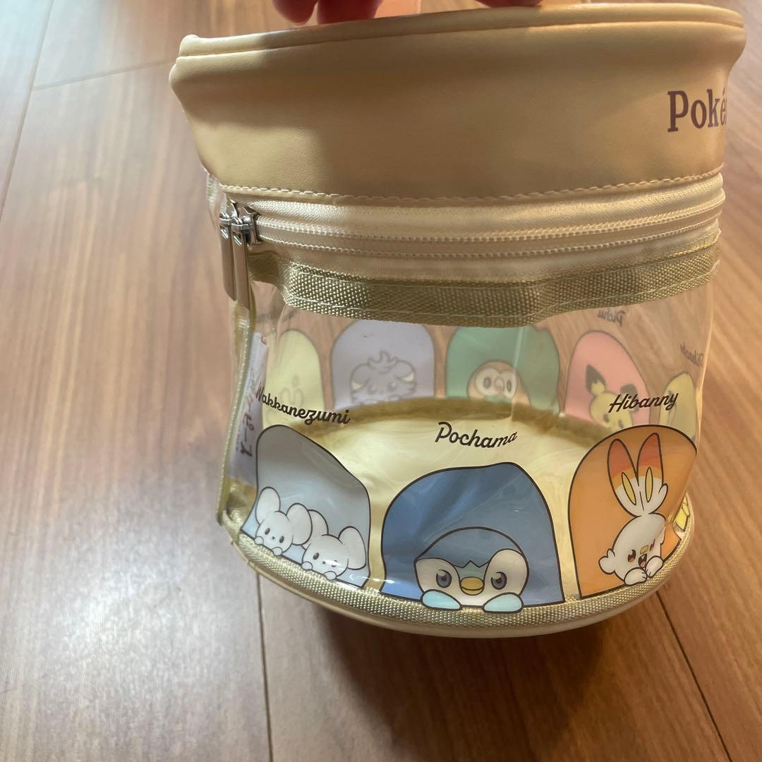 【美品】ポケピース　円形ポーチ　ポケモン 3コインズ　バック — image 3