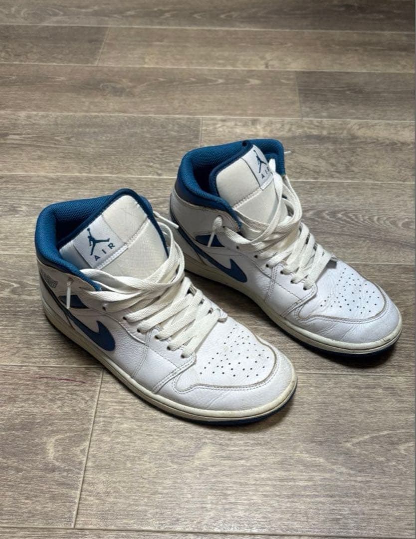 Nike Air Jordan 1 Mid SE Industrial Blue — image 3