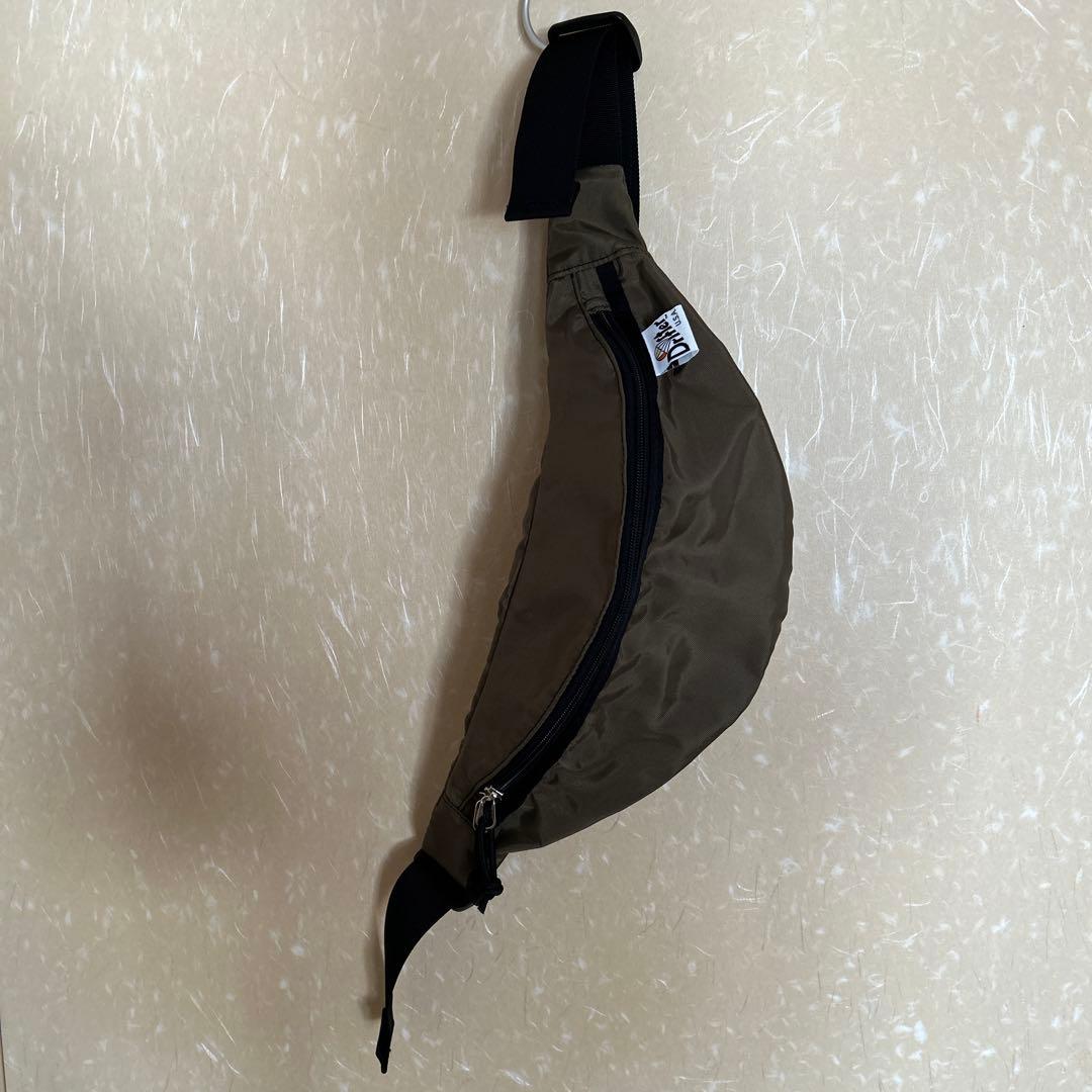 Drifter ボディバッグ カーキ — image 2