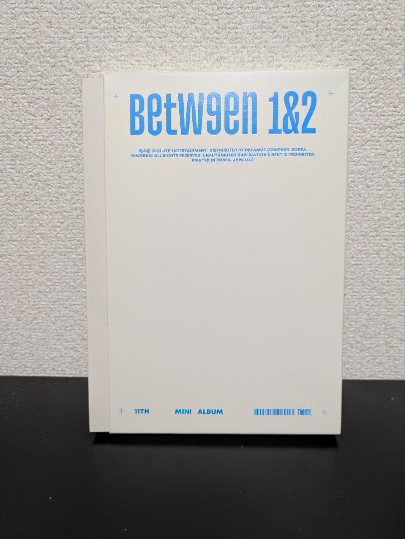 TWICE BETWEEN1&2 輸入盤kpopヨジャグル 付属品有 — image 2