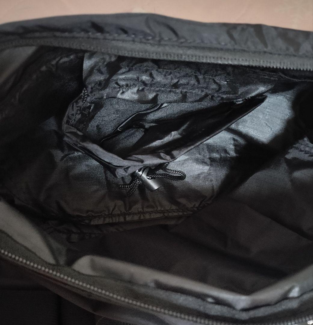 ROCAWEAR ロカウェア パッカブル仕様ショルダーバッグ ブラック — image 2