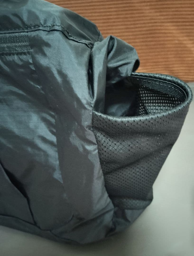 ROCAWEAR ロカウェア パッカブル仕様ショルダーバッグ ブラック — image 4