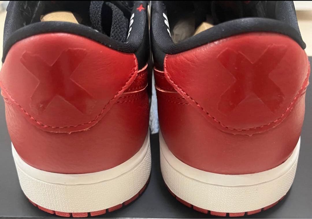 NIKE AIR JORDAN 1 RETRO LOW OG BANNED — image 3