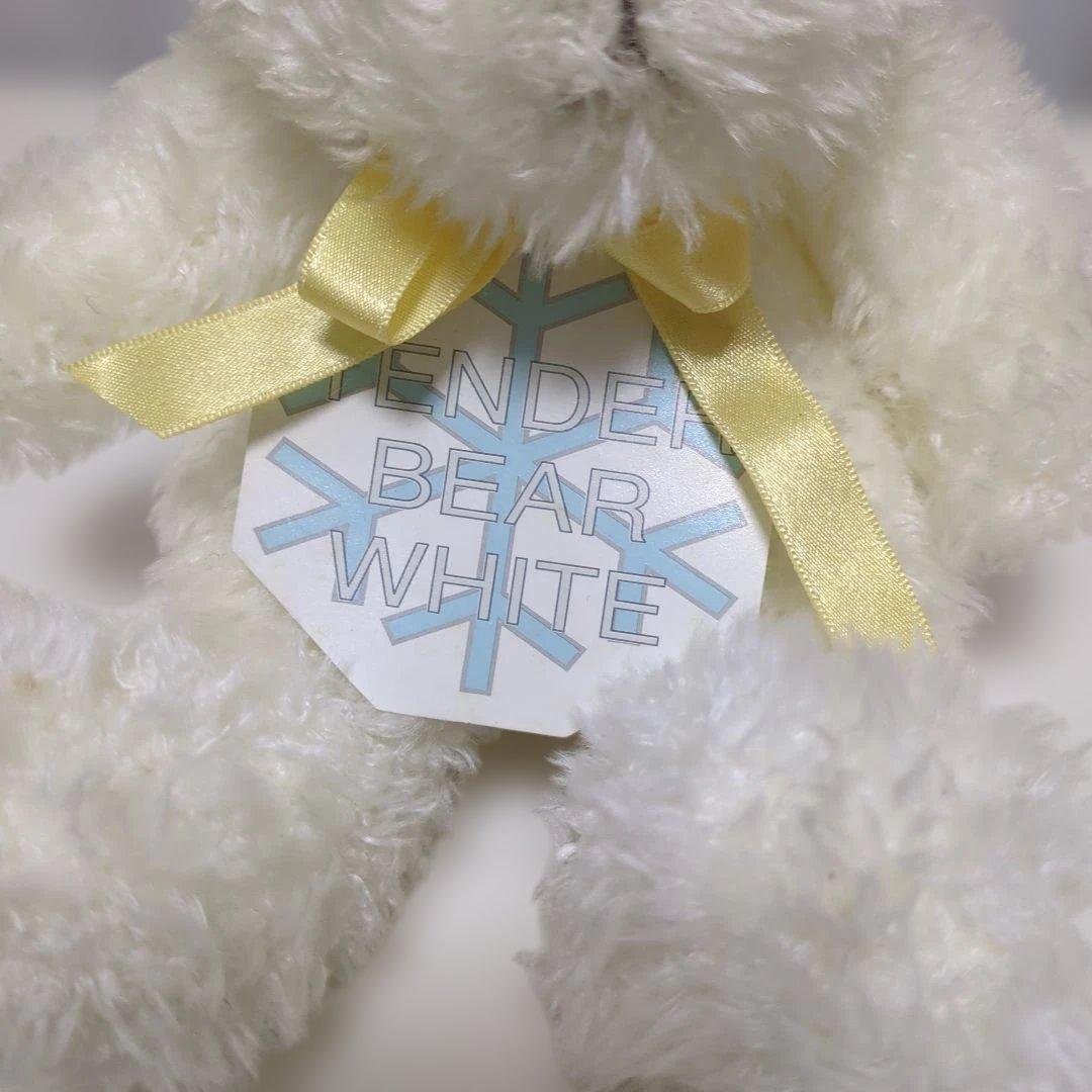 【飾っていただけ】TENDER BEAR WHITE ぬいぐるみ — image 3