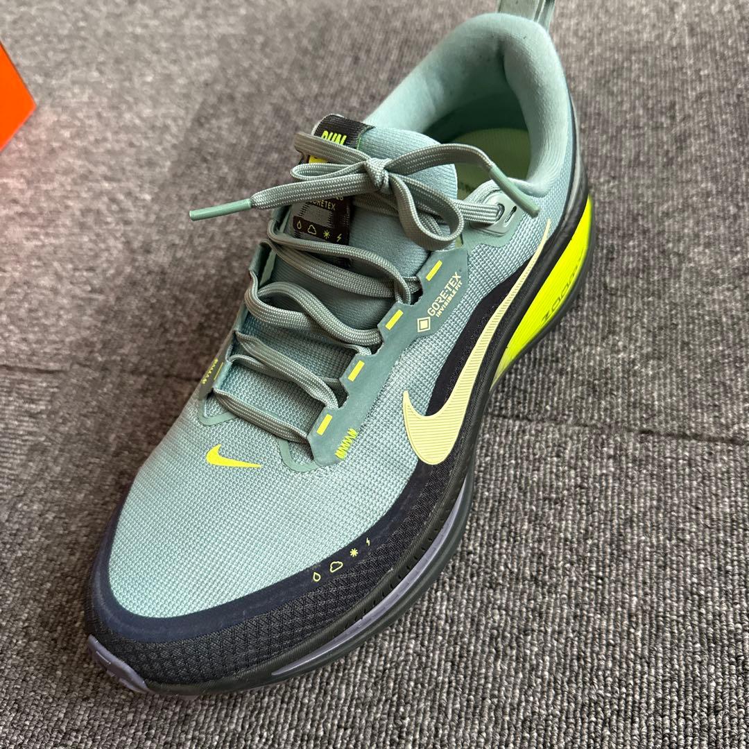 定価20,130円　27㎝　NIKE　VOMERO 18 GTX　ゴアテックス — image 2