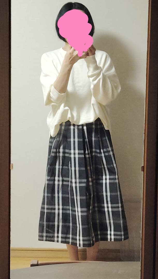 黒と白のチェックロングプリーツスカート　ハリあり　フリーサイズ着丈78.5 — image 2