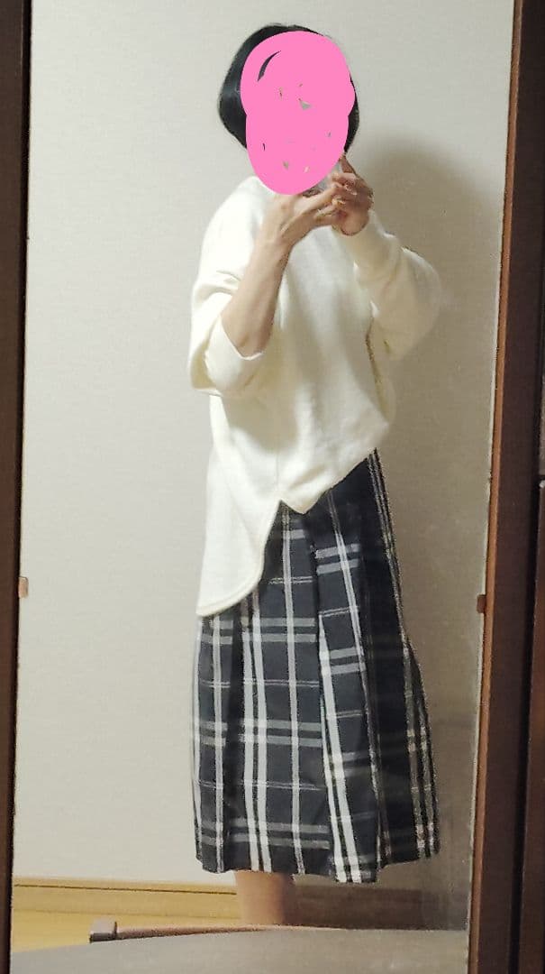 黒と白のチェックロングプリーツスカート　ハリあり　フリーサイズ着丈78.5 — image 4