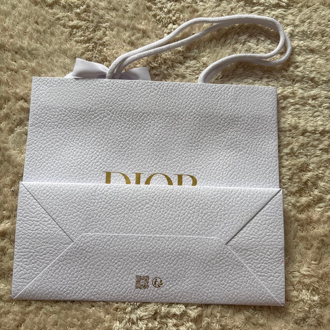 新品未使用　DIOR ホワイト　ショッパー　大　　リボン付き — image 2