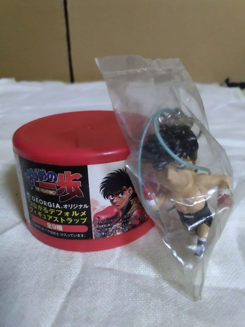はじめの一歩 GEORGIA フィギュアストラップ 2種セット — image 2