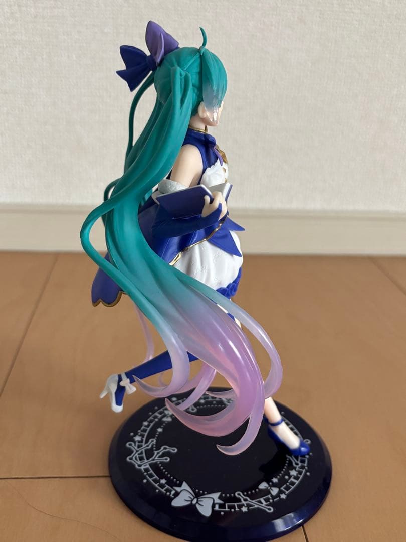 初音ミク フィギュア — image 2