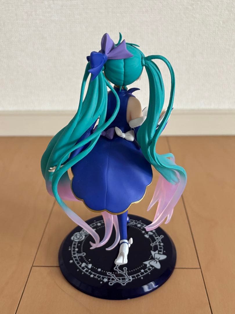 初音ミク フィギュア — image 3
