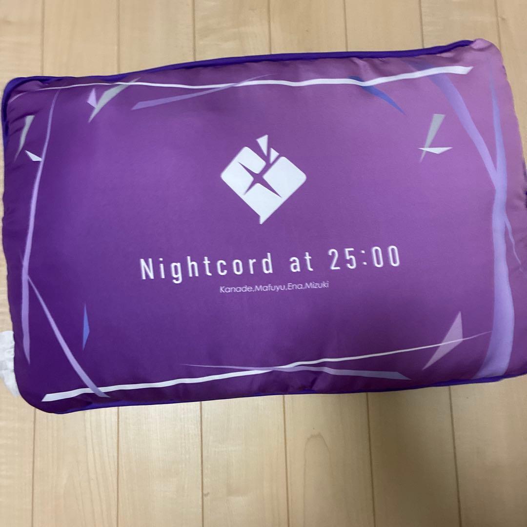 ニーゴ クッション — image 2