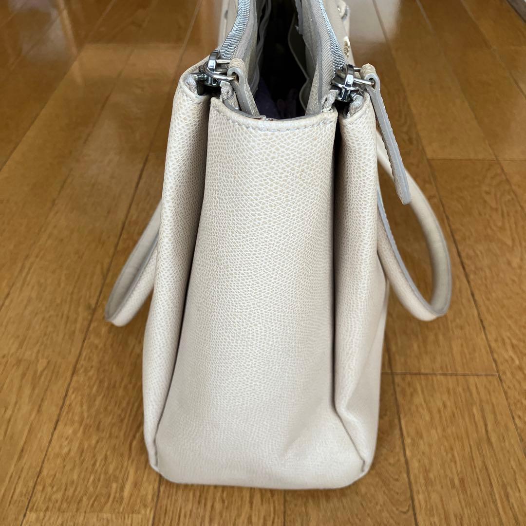 FURLA ハンドバッグ ベージュ　布袋付き — image 4