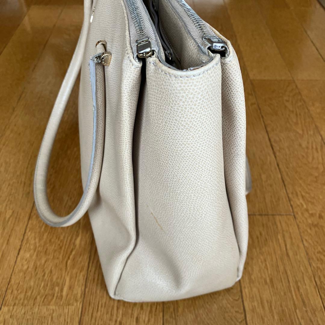FURLA ハンドバッグ ベージュ　布袋付き — image 5