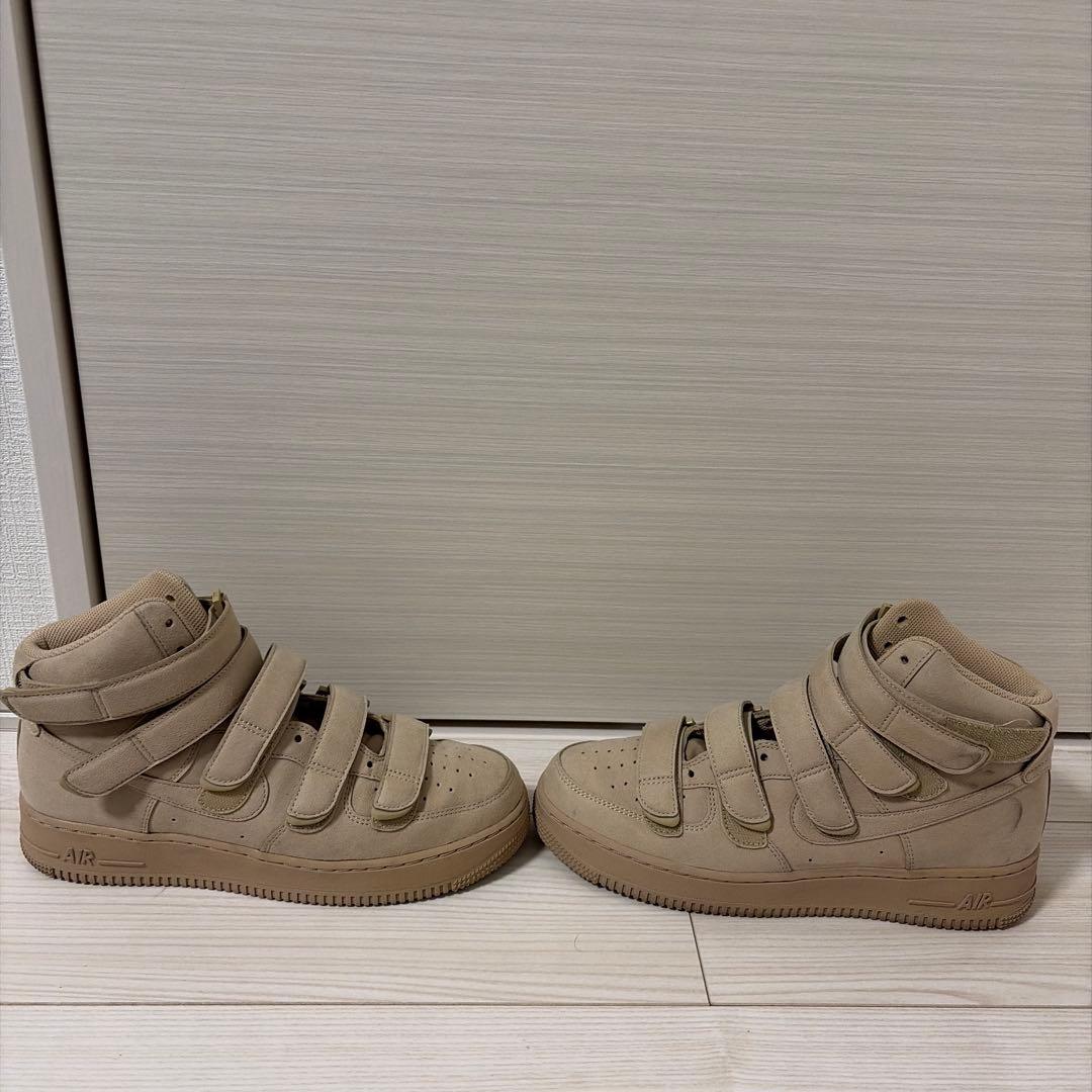 Billie Eilish × Nike Air Force 1 High — image 3