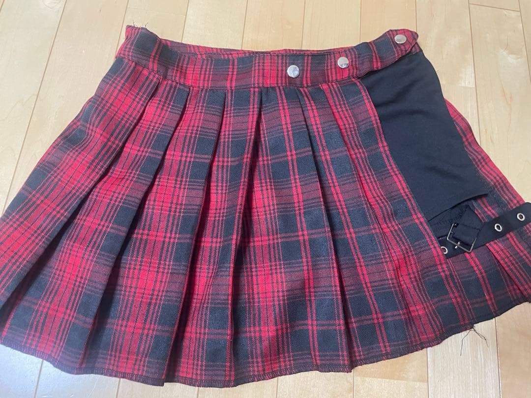 ヴォルカン＆アフロダイティ プリーツスカート — image 2