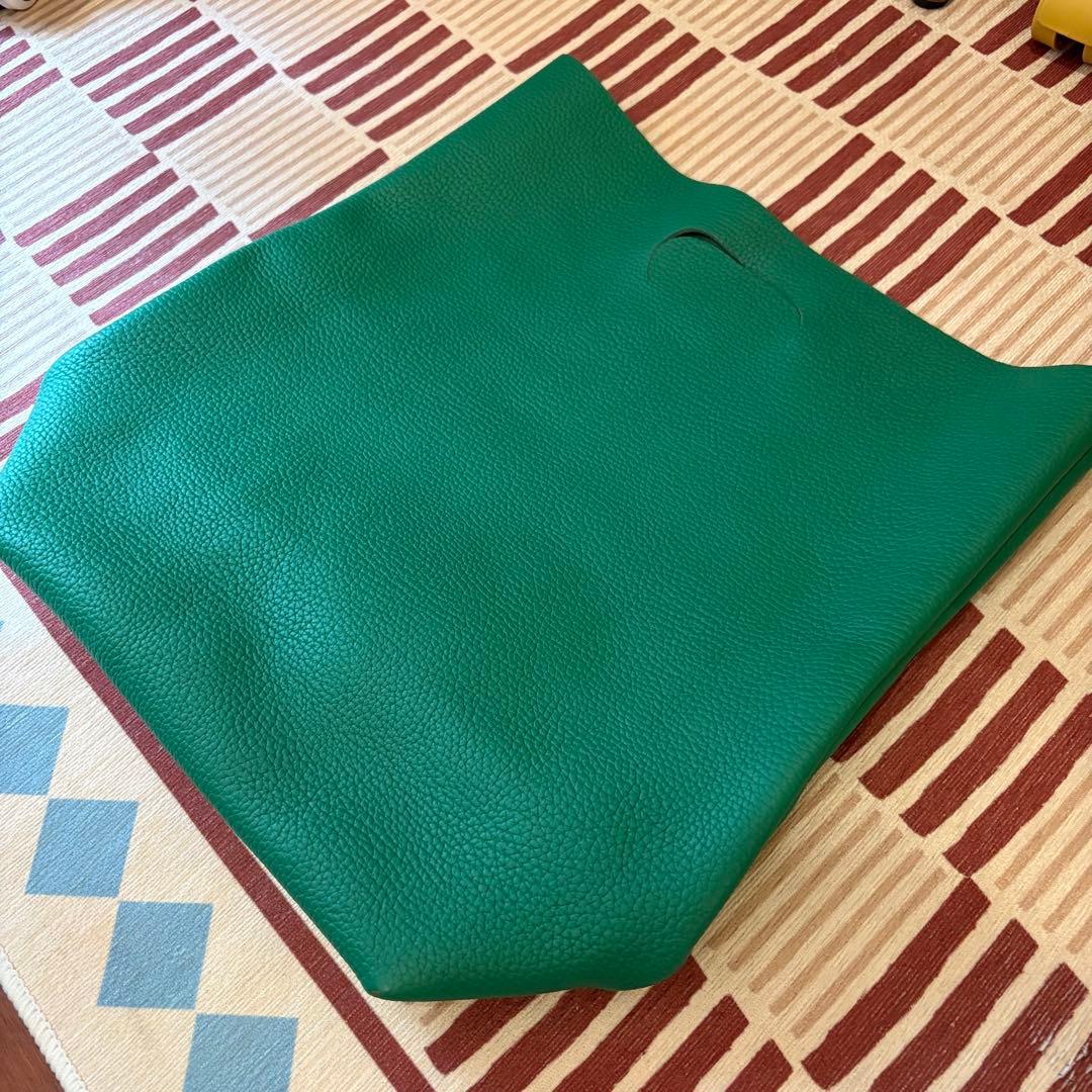 エンダースキーマ レザーハンドバッグ グリーン — image 3