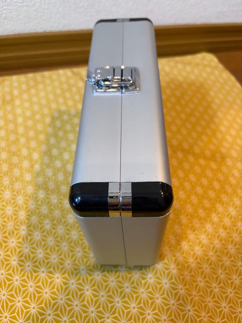 【中古品】腕時計用 アルミ製 収納ケース 3本用 — image 5